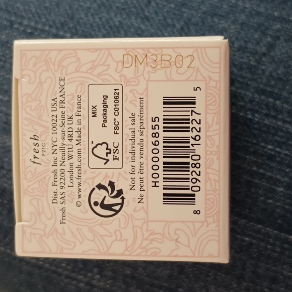 NWT Fresh ROSE Deep Hydration Face Cream .23 fl oz - Picture 2 of 4